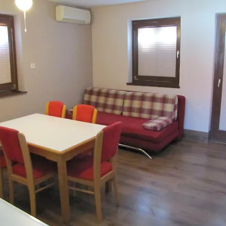 شقة I&r 153 Terme Catez كاتيز أوب سافي